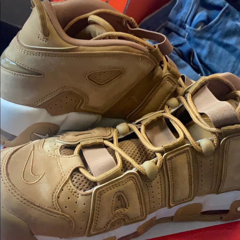 Nike Air More Uptempo Flax